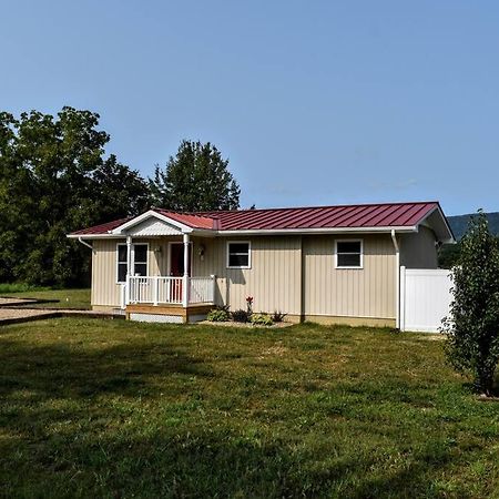 Holly Tree Retreat Located In Beautiful Luray, Va.ヴィラ エクステリア 写真