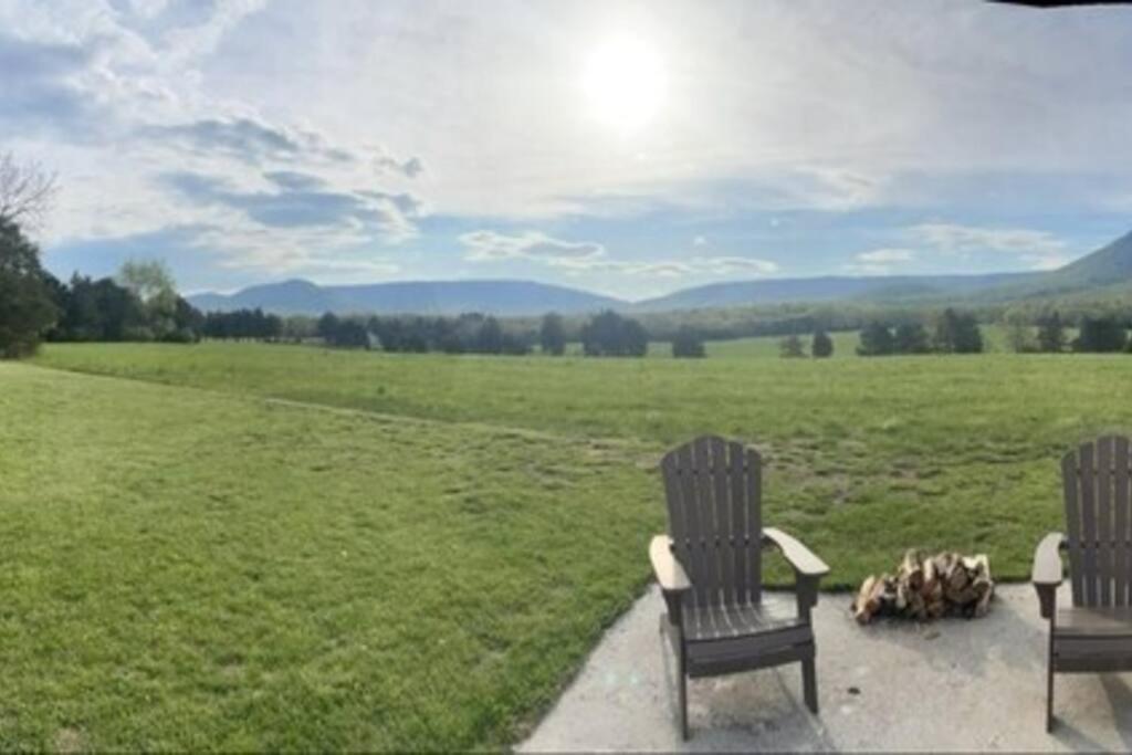 Holly Tree Retreat Located In Beautiful Luray, Va.ヴィラ エクステリア 写真