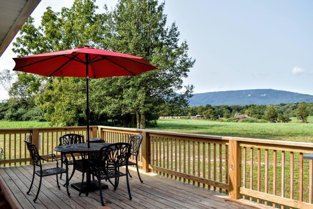 Holly Tree Retreat Located In Beautiful Luray, Va.ヴィラ エクステリア 写真