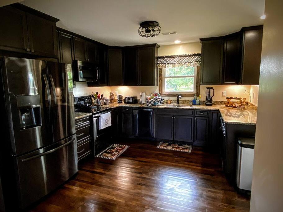Holly Tree Retreat Located In Beautiful Luray, Va.ヴィラ エクステリア 写真