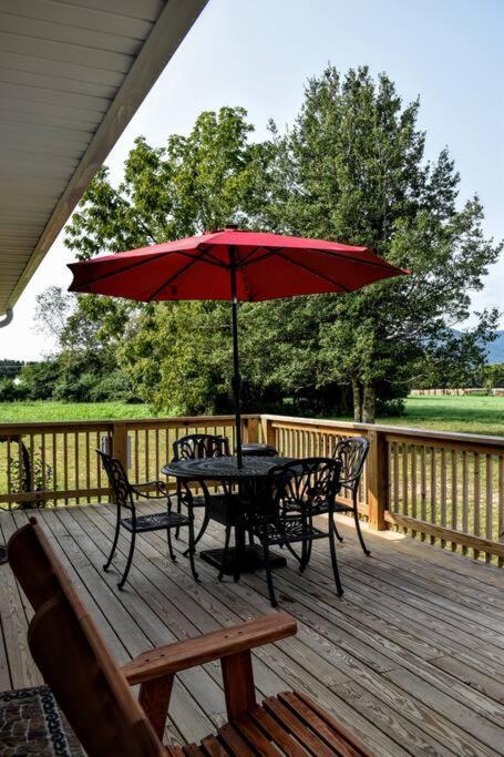 Holly Tree Retreat Located In Beautiful Luray, Va.ヴィラ エクステリア 写真